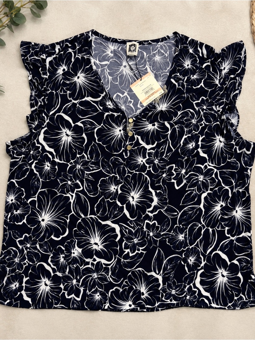 Anne Klein Women’s Plus 2X Navy White Floral Top Ruffle Sleeve Stretch NWT